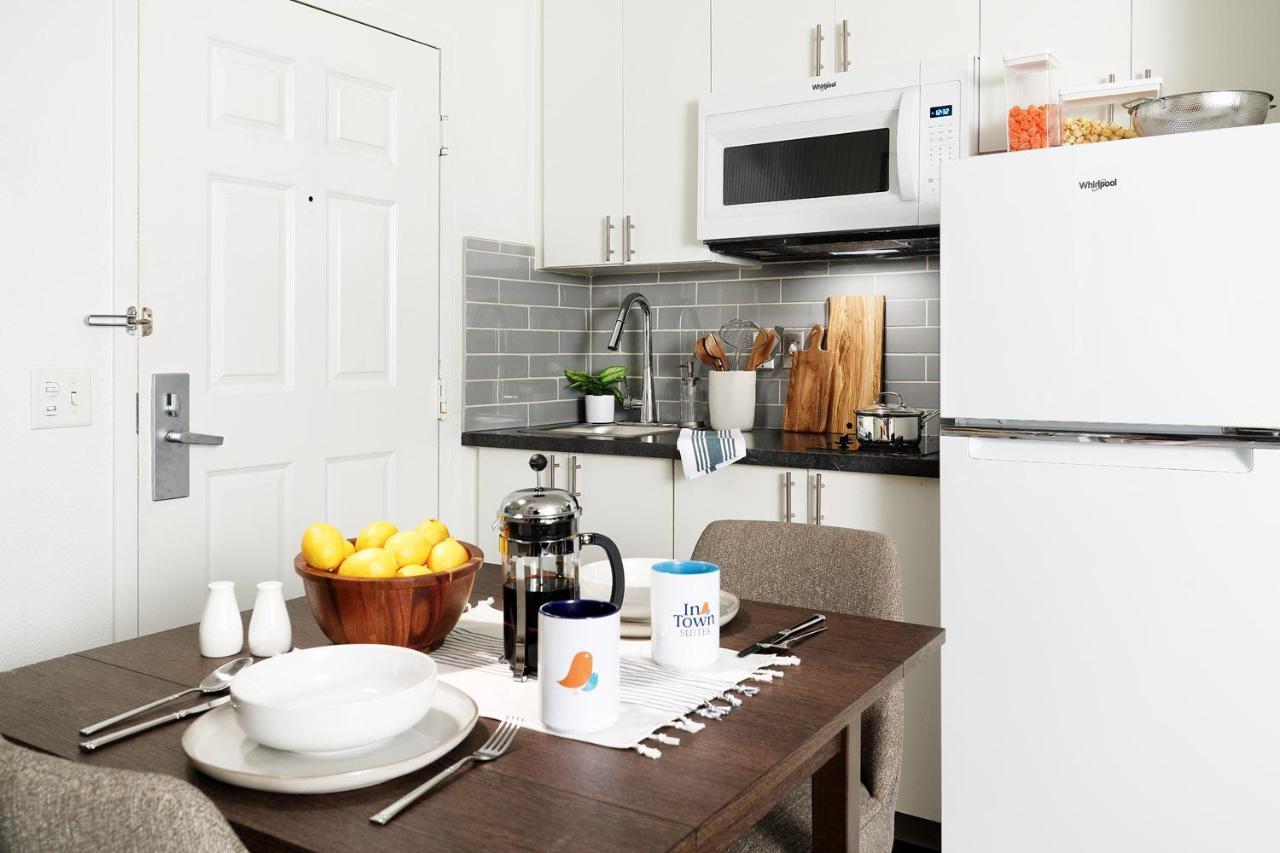 Intown Suites Extended Stay St. Louis Mo - St. Charles Saint Charles Экстерьер фото